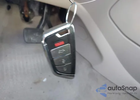 2013 Ford C-Max Hybrid Sel z USA, uszkodzony, nr VIN 1FADP5BU3DL555559